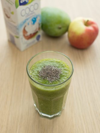 Smoothie Vert au kale et lait de coco