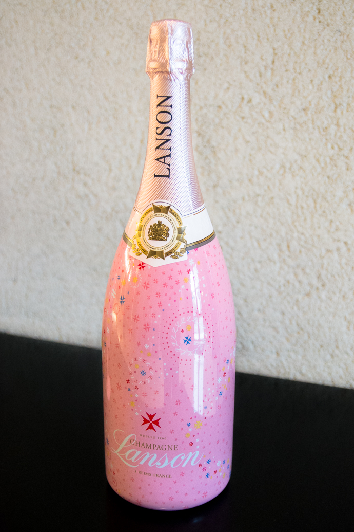 Cuvée rosée au packaging rose Lanson