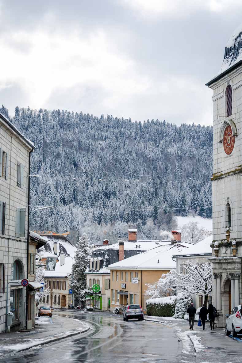 Suisse enneigée - faite un soufflé glacé à l'Absinthe pour le dessert