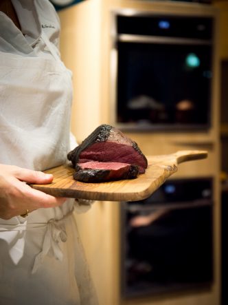 Pièce de viande au Restaurant l'Auberge Flora à Paris