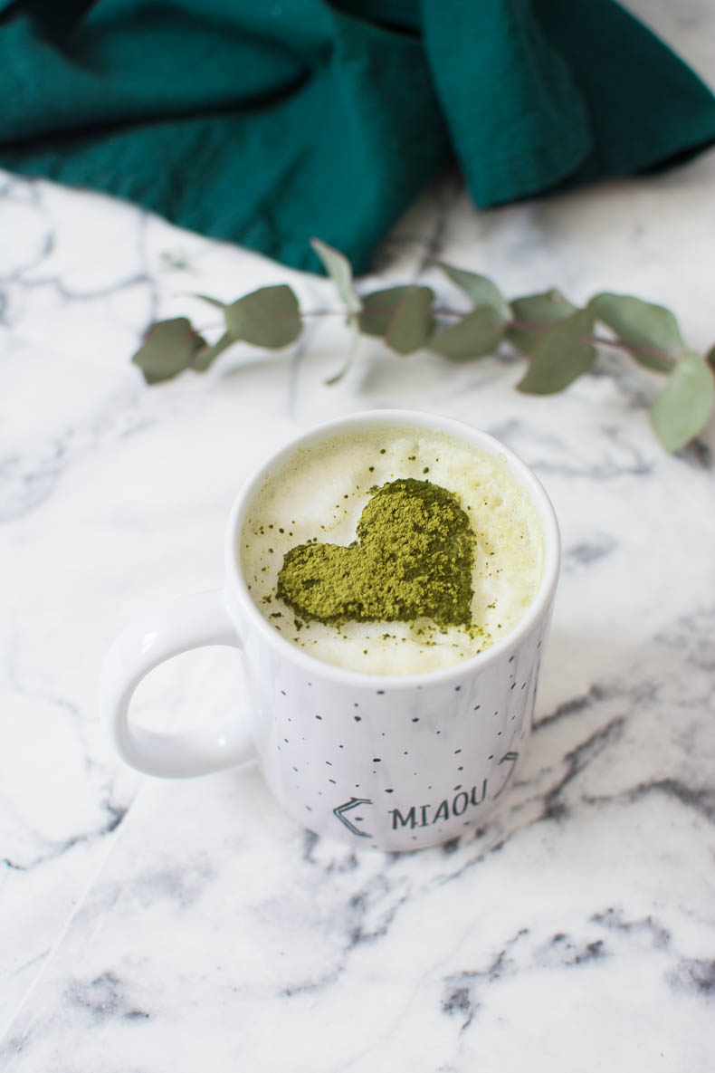 cappuccino-matcha-soja-vegan-fetes-des-meres