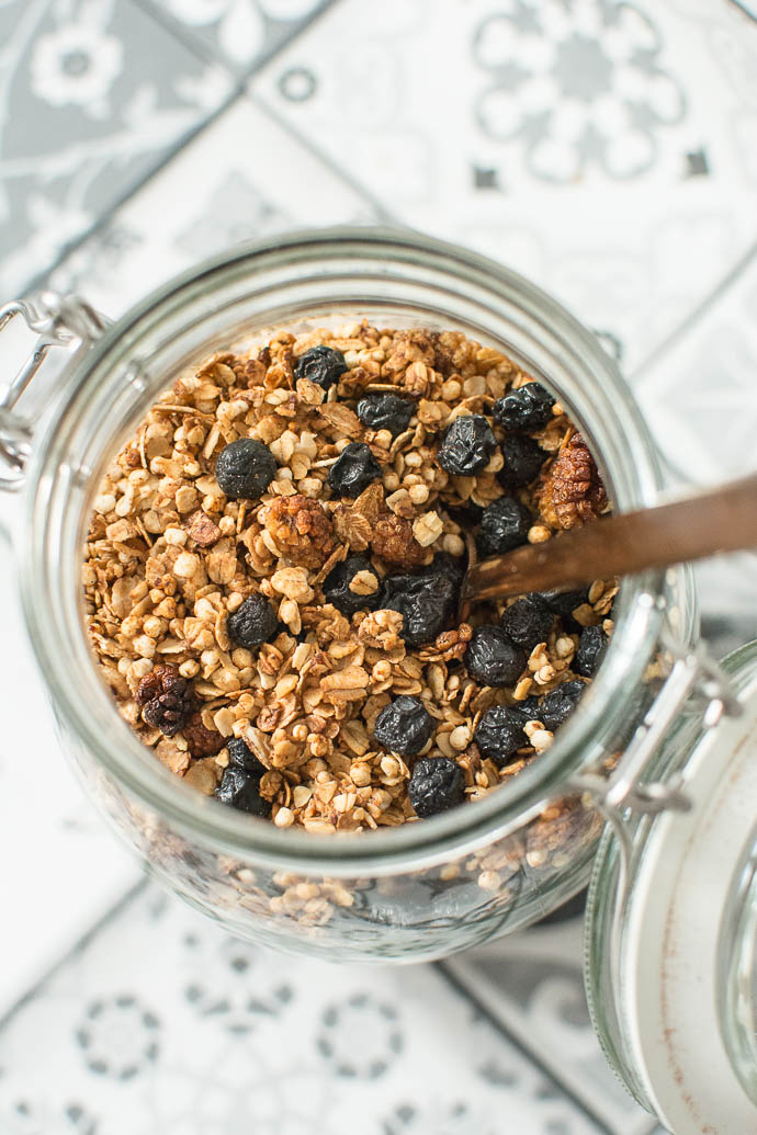 granola-proteine-mures-blanches-myrtilles-geekette-cuisine