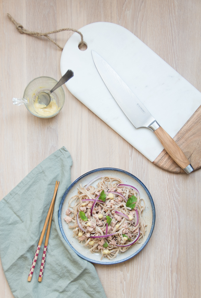 Cuisine made in France avec ce plat de foie de morue aux nouilles soba et sa moutarde trufée