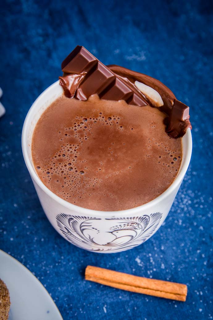 Une bonne tasse de chocolat chaud aux épices pour se réchauffer ?