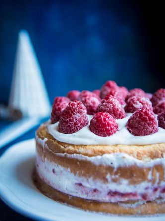 Comment remplacer la chantilly classique pour les intolérants au lactose ? Essayez la chantilly au lait de coco !