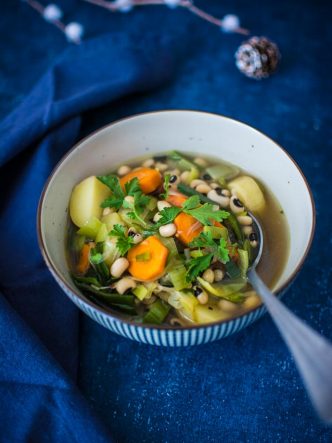 De gros morceaux de légumes et des féculents pour un repas complet et équilibré