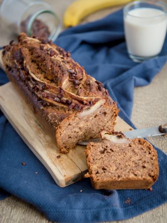 Banana bread, moelleux, facile à faire et sans lactose ni sucres raffinés