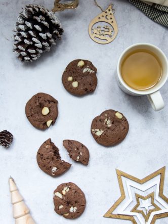 Recette de cookies au cacao et noix de macadamia - sans lactose