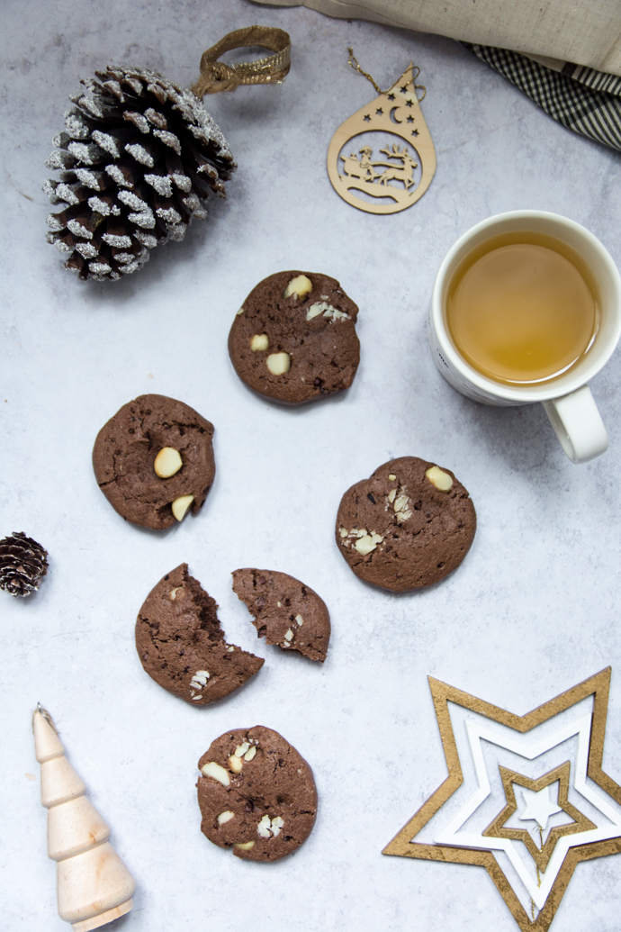 Recette de cookies au cacao et noix de macadamia - sans lactose