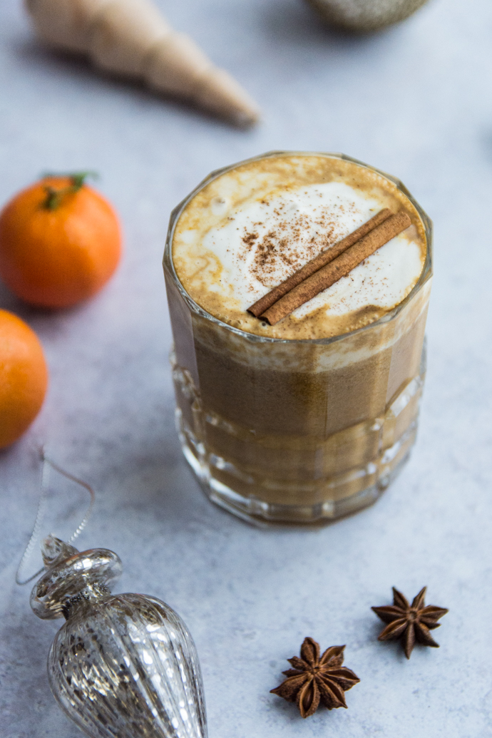 Latte à la courge et aux épices - recette de boisson chaude