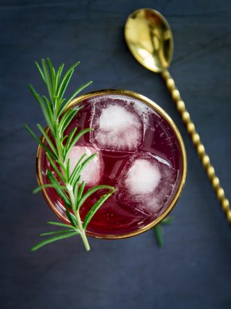 Recette express de cocktail au Ratafia de Cerise par Teisseire