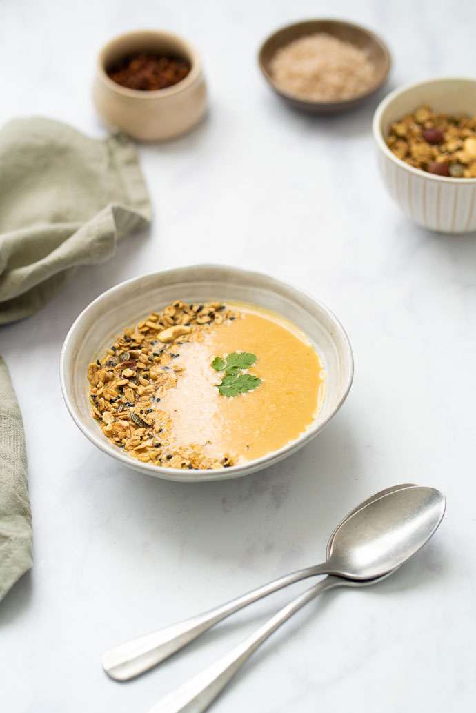 Velouté de courge butternut, lentilles corail et lait de coco - recette vegan