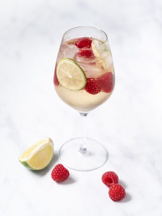 Cocktail Jura Spritzer - recette de cocktail à base de vin