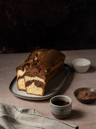 Cake marbré pour le goûter - au cacao et sans beurre, sans lait