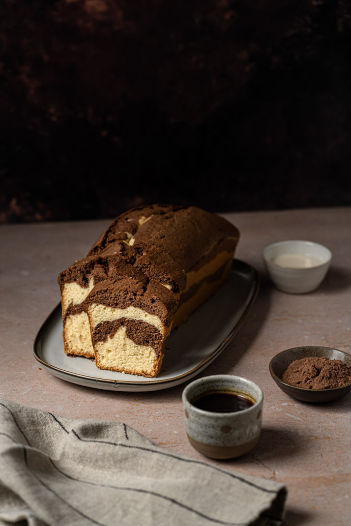 Cake marbré pour le goûter - au cacao et sans beurre, sans lait