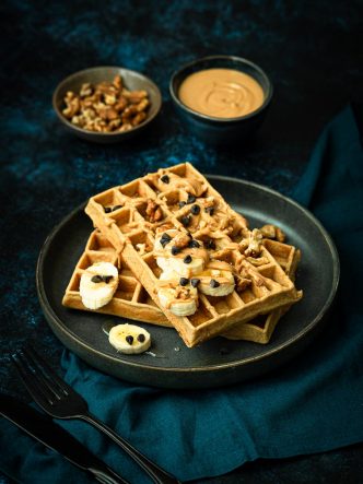 Gaufres sans lactose, au beurre de cacahuètes et noix