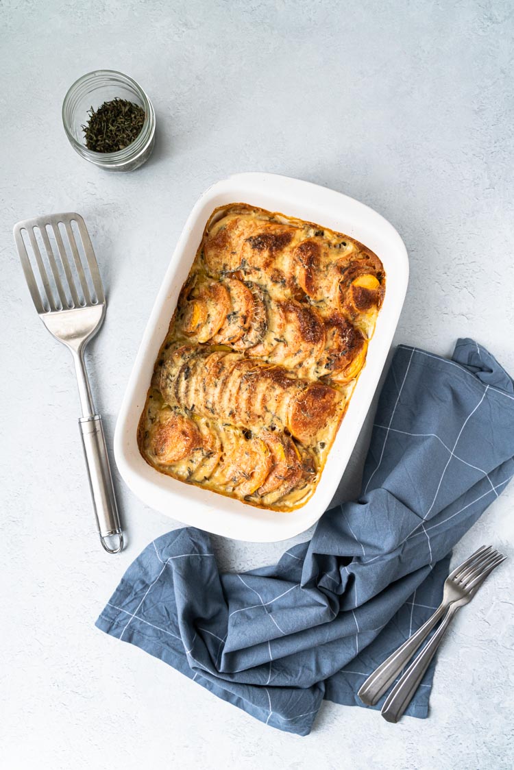 Gratin de patates douces au beurre de thym - recette sans lactose & facile à faire