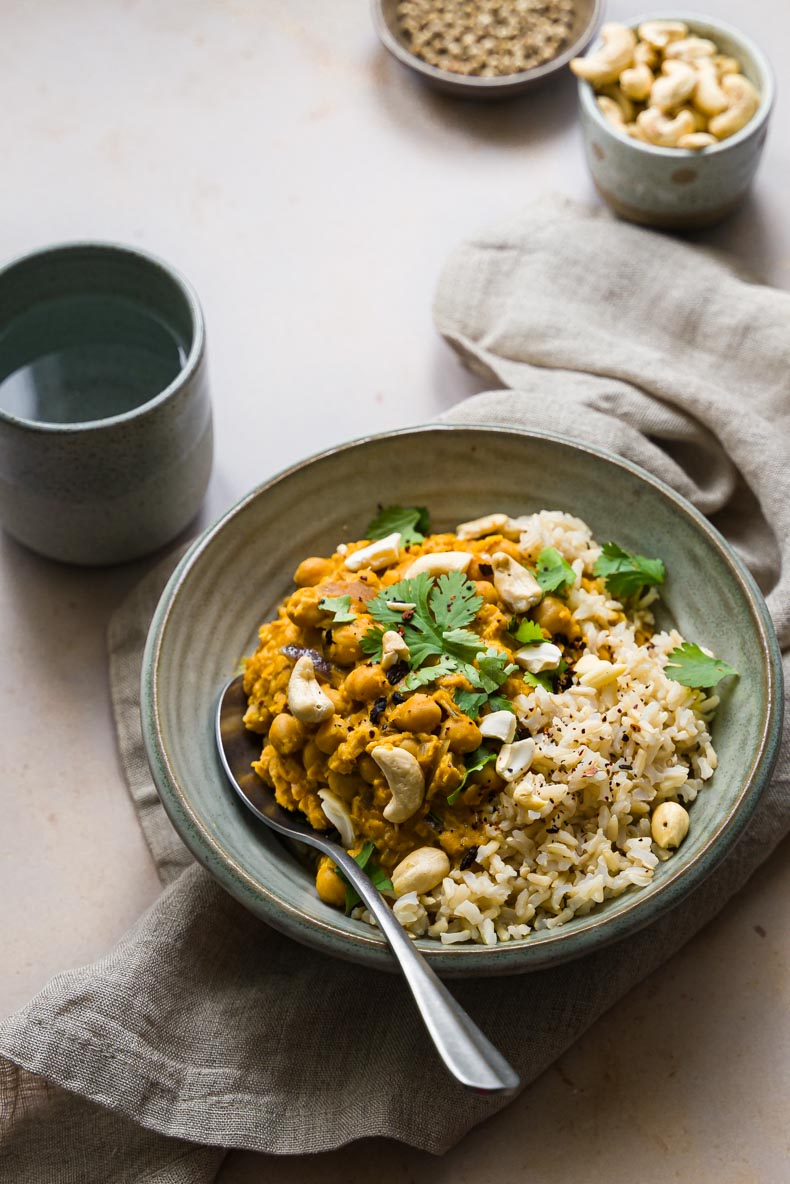 Recette de dahl de lentilles & pois chiches au lait de coco - sans lactose, végétarien, végan