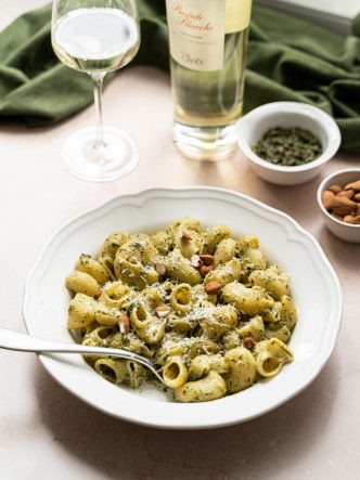 Utilisez votre pesto maison pour faire un bon plat de pâtes 0 déchet