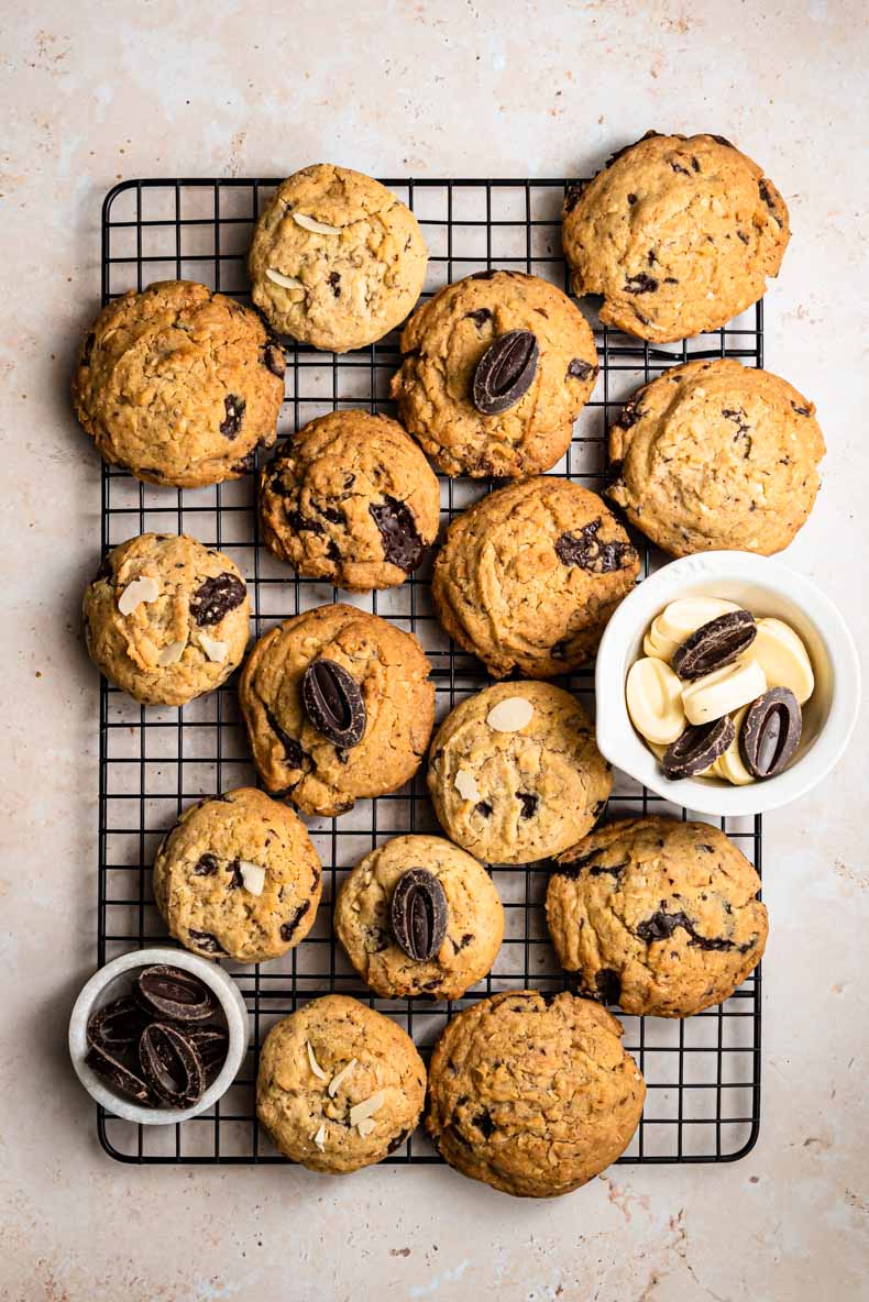 Cookies sans lactose, au chocolat blanc & noir